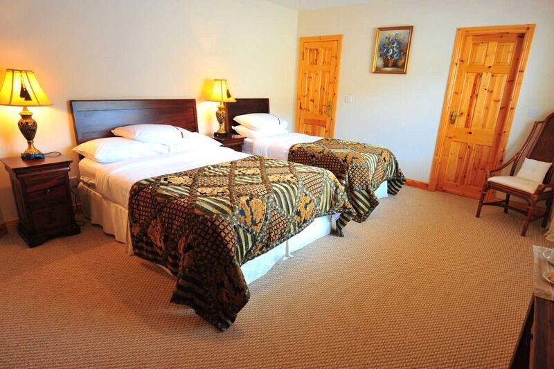 Ocean Breeze Bed & Breakfast Donegal Town ภายนอก รูปภาพ